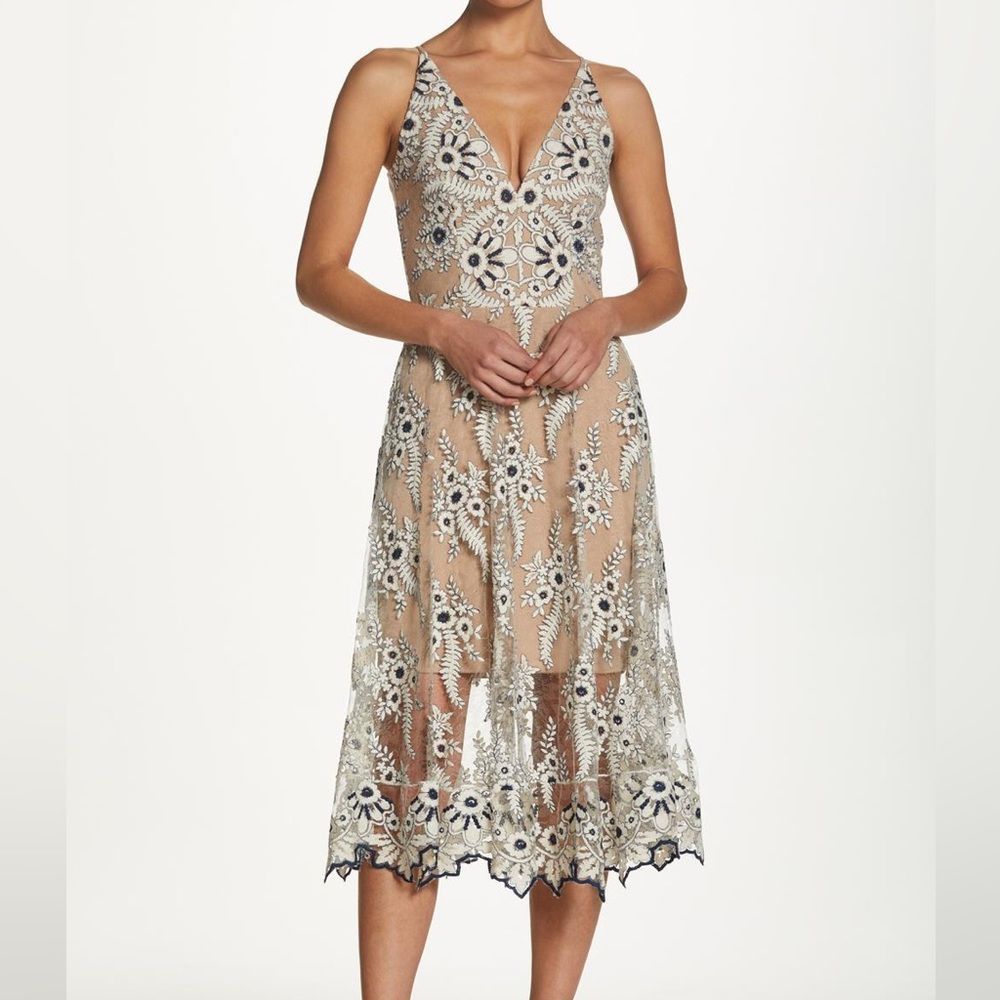 NWT Dress the Population Floral Lace Midi Dress in White and Navy